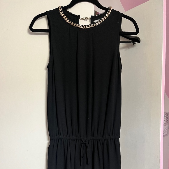 OPEN BACK FLOWY GOLD CHAIN HALTER PARTY ROMPER SMALL BLACK WITH WAIST BELT - Picture 1 of 5